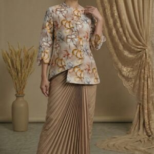 Soft Gold Blossom Pleated Look