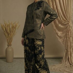 Aurelia Black & Gold Pleated Set